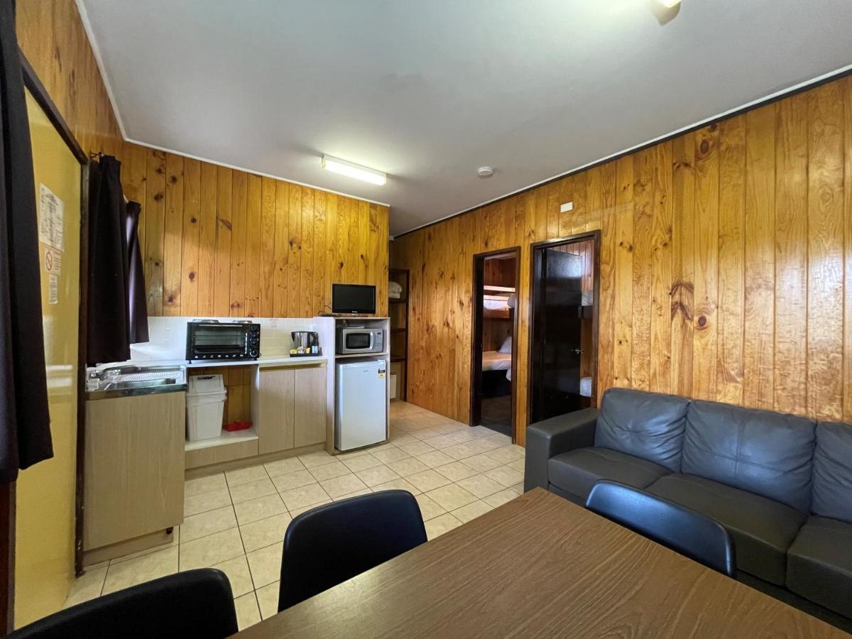 Southern Cross Motor Inn Berridale Exteriör bild